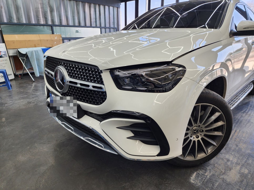 벤츠 GLE450d - 세로 그릴