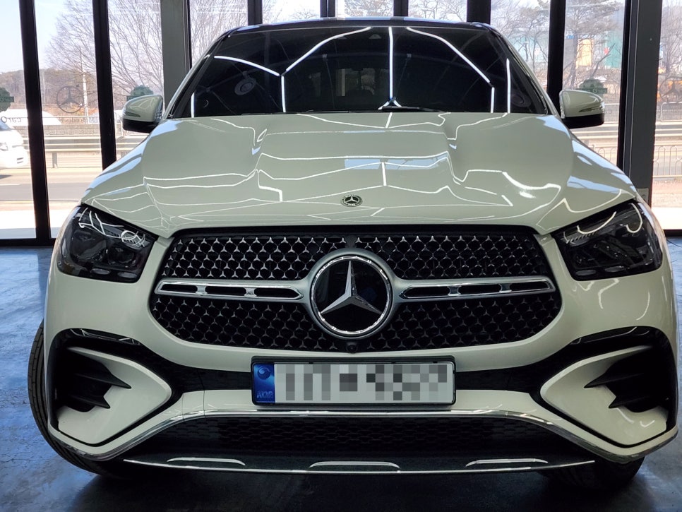 벤츠 GLE450d - 세로 그릴