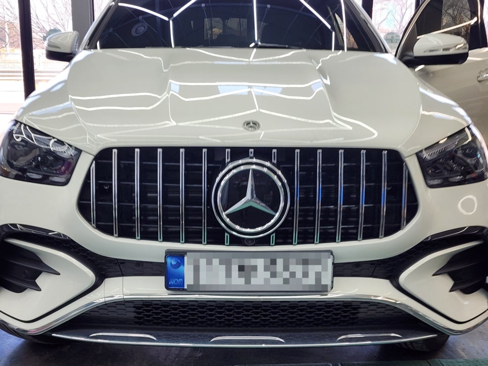 벤츠 GLE450d - 세로 그릴