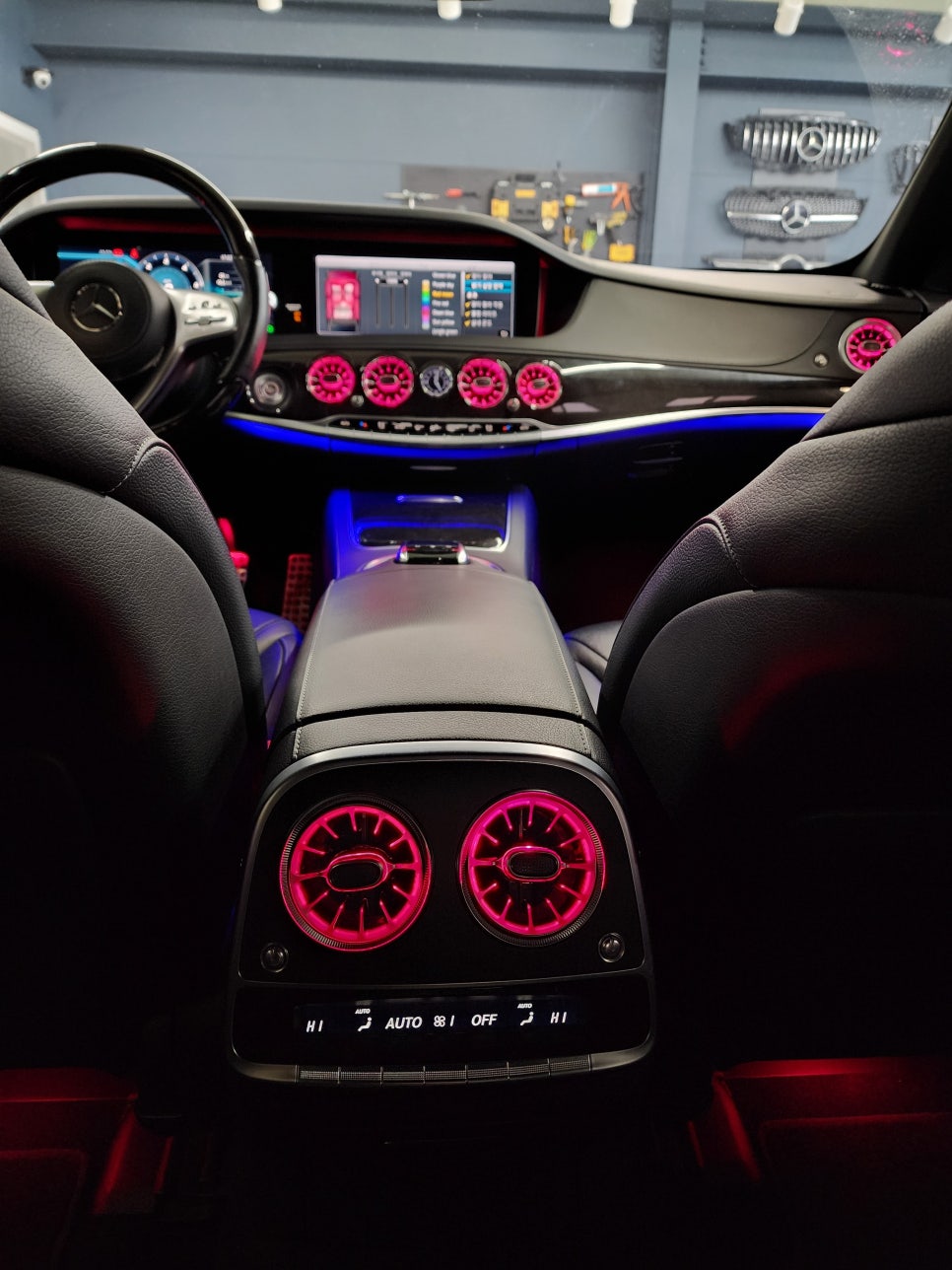 벤츠 S350d - 송풍구엠비언트  " 다채롭고 화려한 실내 분위기~~"