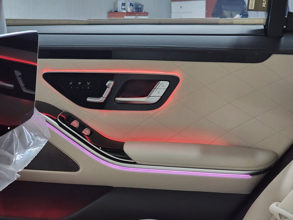 벤츠 S500 - 액티브 엠비언트 " 감성 퍼포먼스 시공 중 단연 베스트 !! "