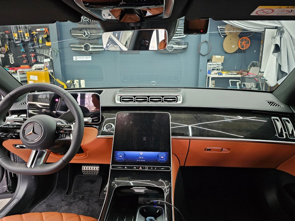 벤츠 S500 - 액티브 엠비언트 & 4d부메스터 & 천장부메스터 " 3종패키지 "