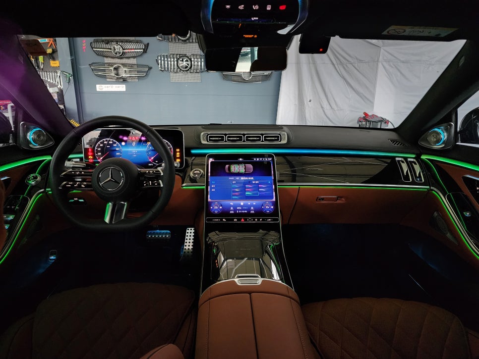 벤츠 S500 - 액티브 엠비언트 & 4d부메스터 & 천장부메스터 " 3종패키지 "