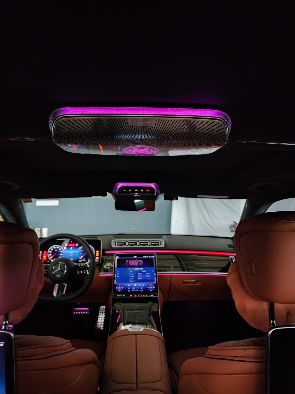 벤츠 S500 - 액티브 엠비언트 & 4d부메스터 & 천장부메스터 " 3종패키지 "