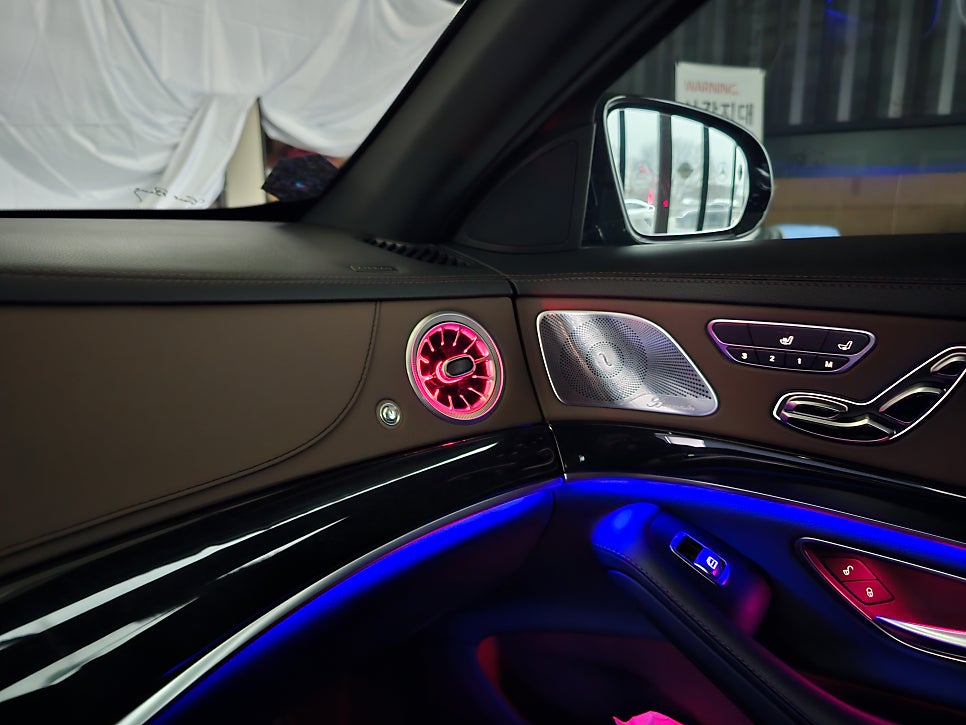광주 벤츠레트로핏 ] 벤츠 S400d - 송풍구 엠비언트