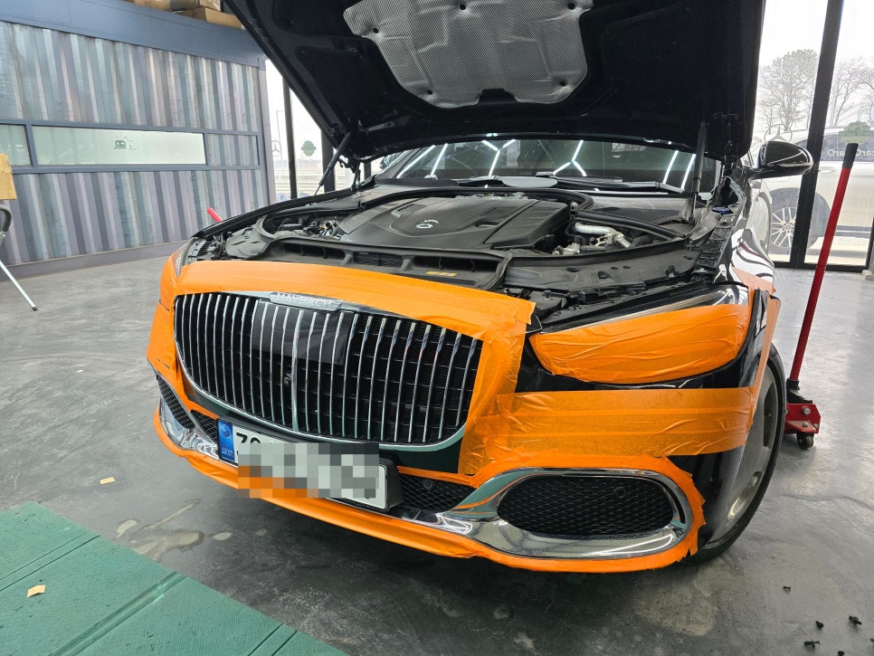 벤츠S580 - 마이바흐 S680 하단 크롬 그릴 (정품)