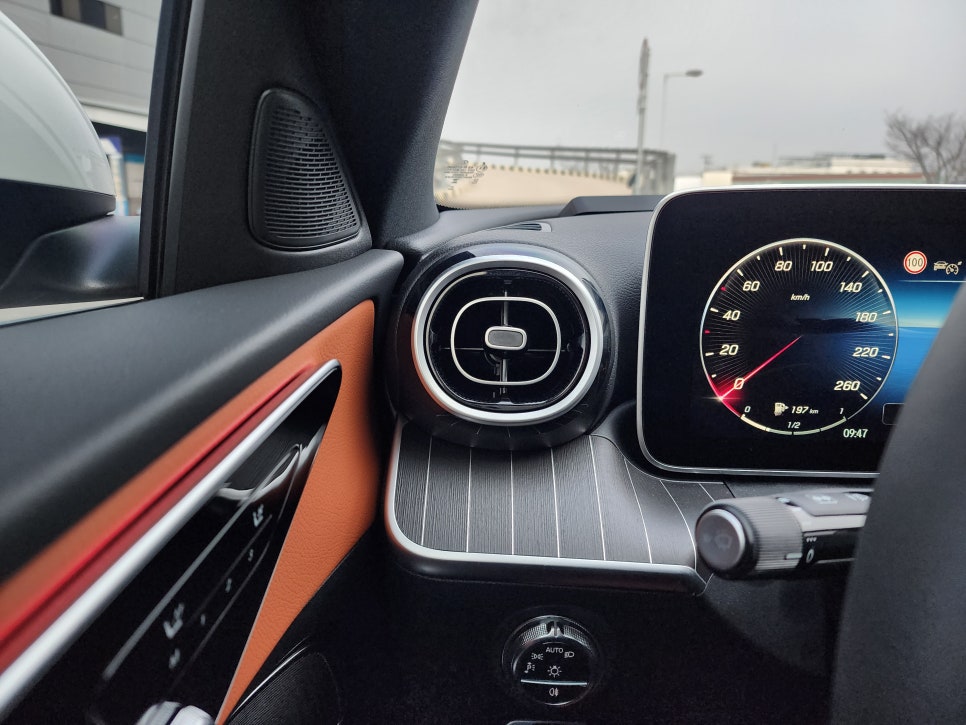 벤츠 W206 C클래스 - 송풍구 엠비언트