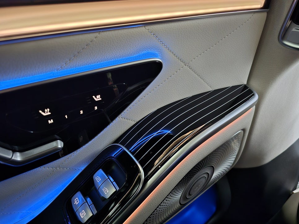 벤츠 w223 s450 - 피아노 락커트림 " 애프터제품 시공 "