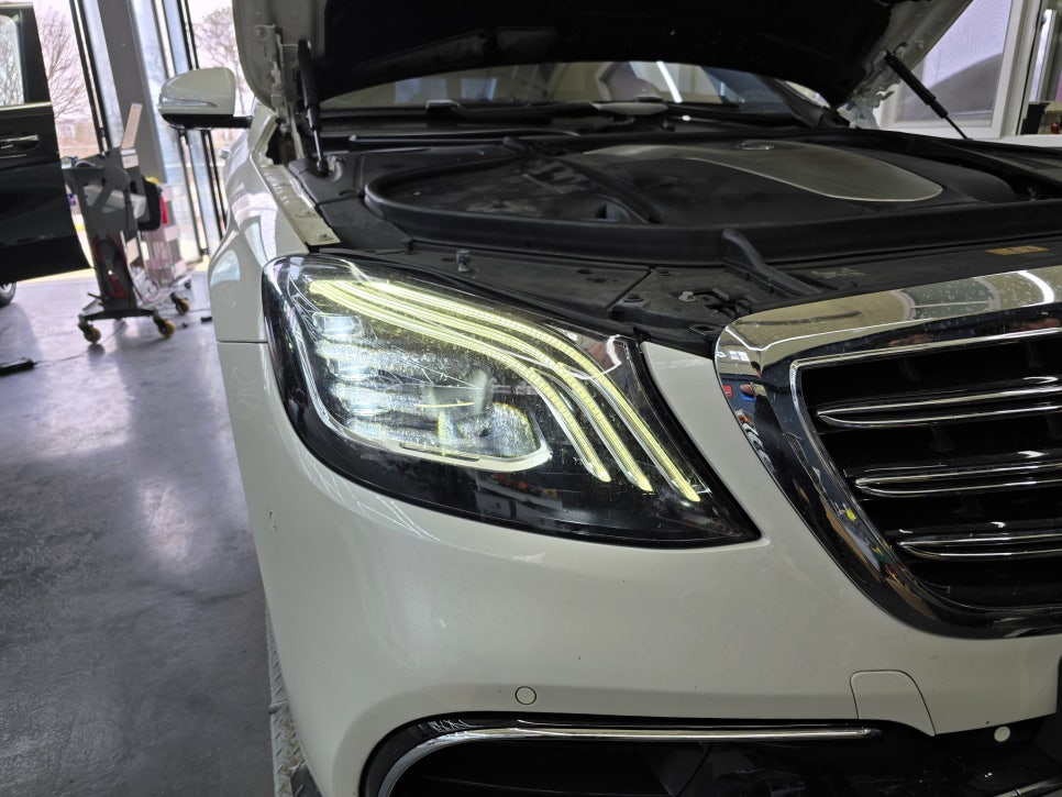벤츠 w222 s350d - 애프터라이트에서 정품멀티빔라이트 교체!!