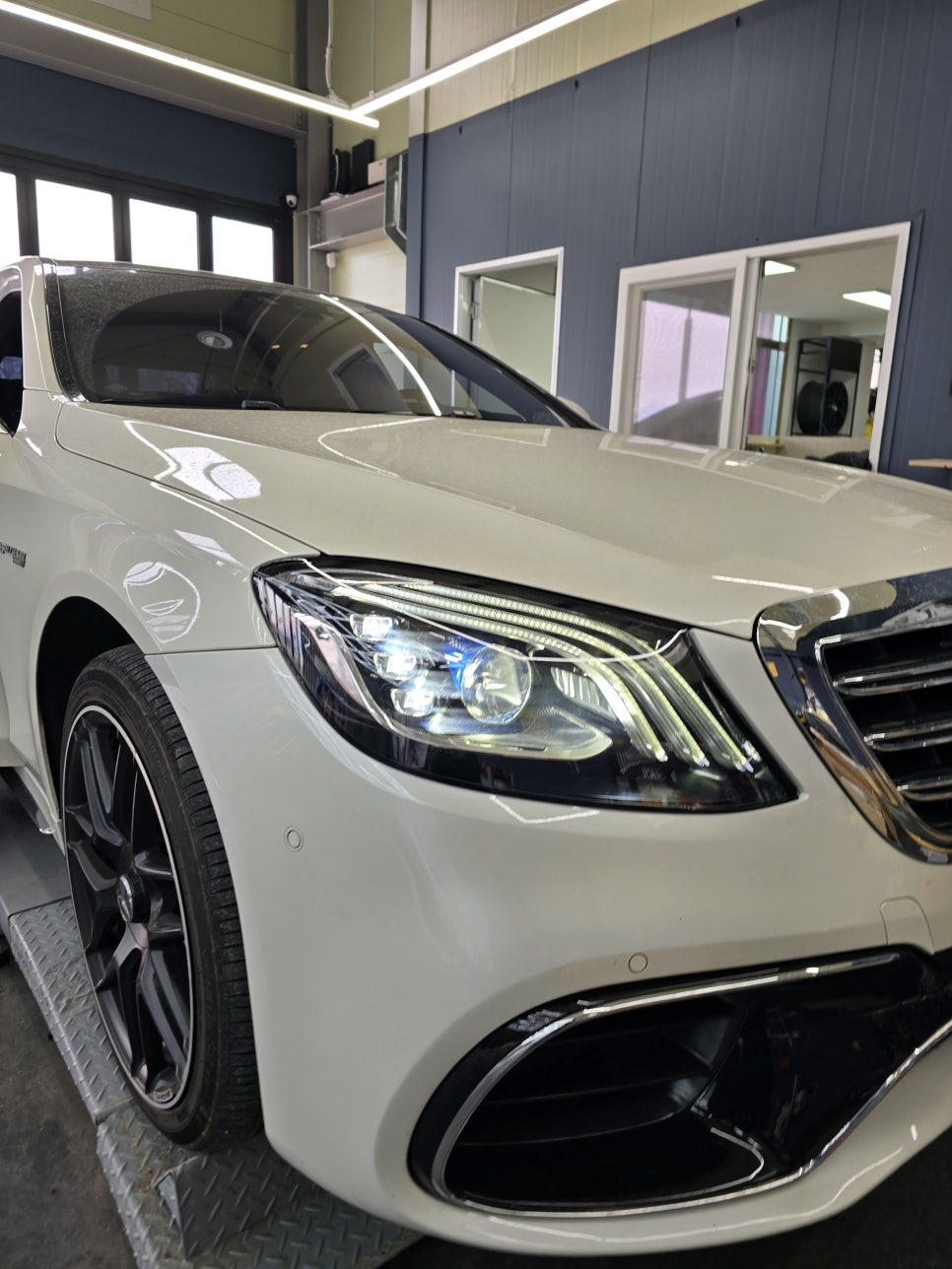 벤츠 w222 s350d - 애프터라이트에서 정품멀티빔라이트 교체!!