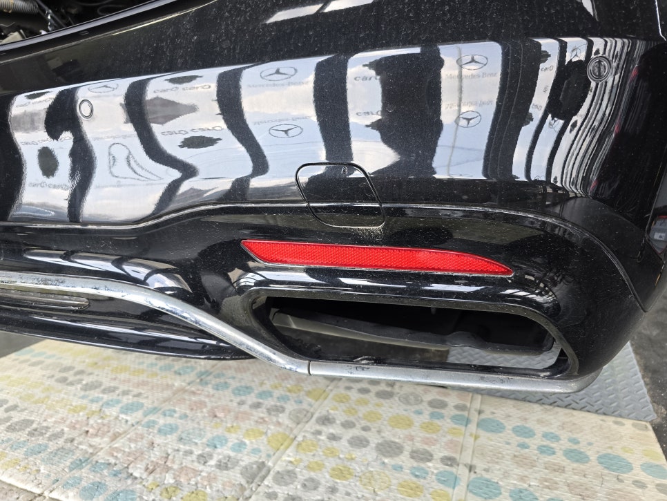 광주 벤츠레트로핏 ] 벤츠 W222 S350d - 63amg 디퓨저 및 머플러팁  손상으로 인한 교체