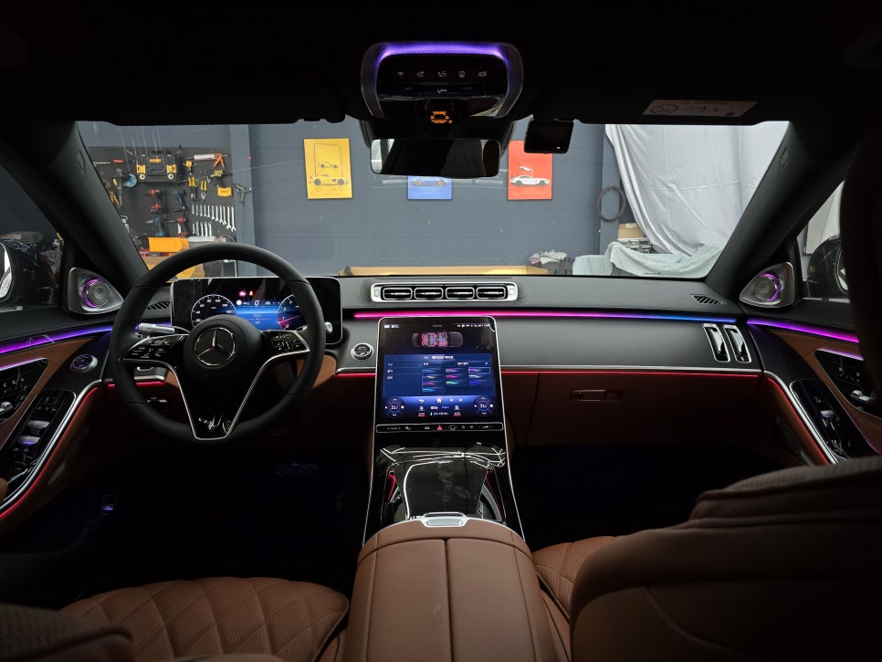 광주 벤츠레트로핏 ] 벤츠 W223 s450 - 액티브 엠비언트 & 4d부메스터 "  실내 인테리어 필수 아이템  "