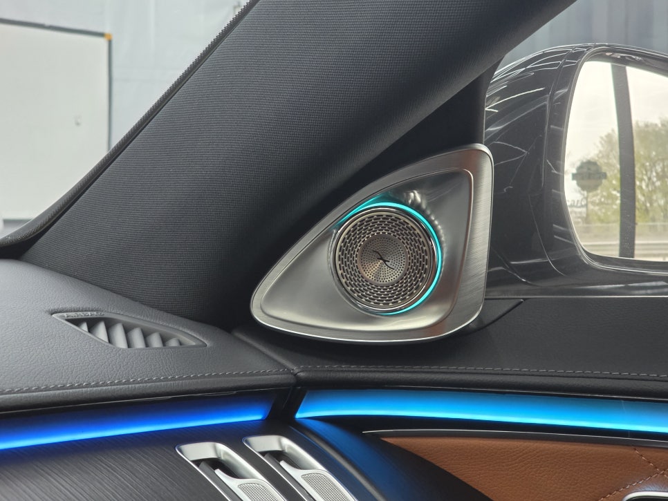 광주 벤츠레트로핏 ] 벤츠 W223 s450 - 액티브 엠비언트 & 4d부메스터 "  실내 인테리어 필수 아이템  "