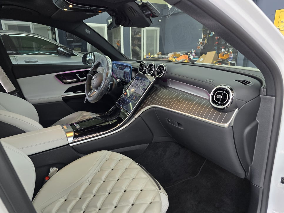 벤츠 x254 glc300 - 송풍구,데시보드,도어 엠비언트 3종셋트