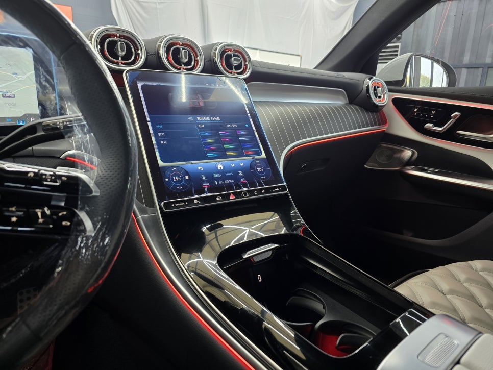 벤츠 x254 glc300 - 송풍구,데시보드,도어 엠비언트 3종셋트