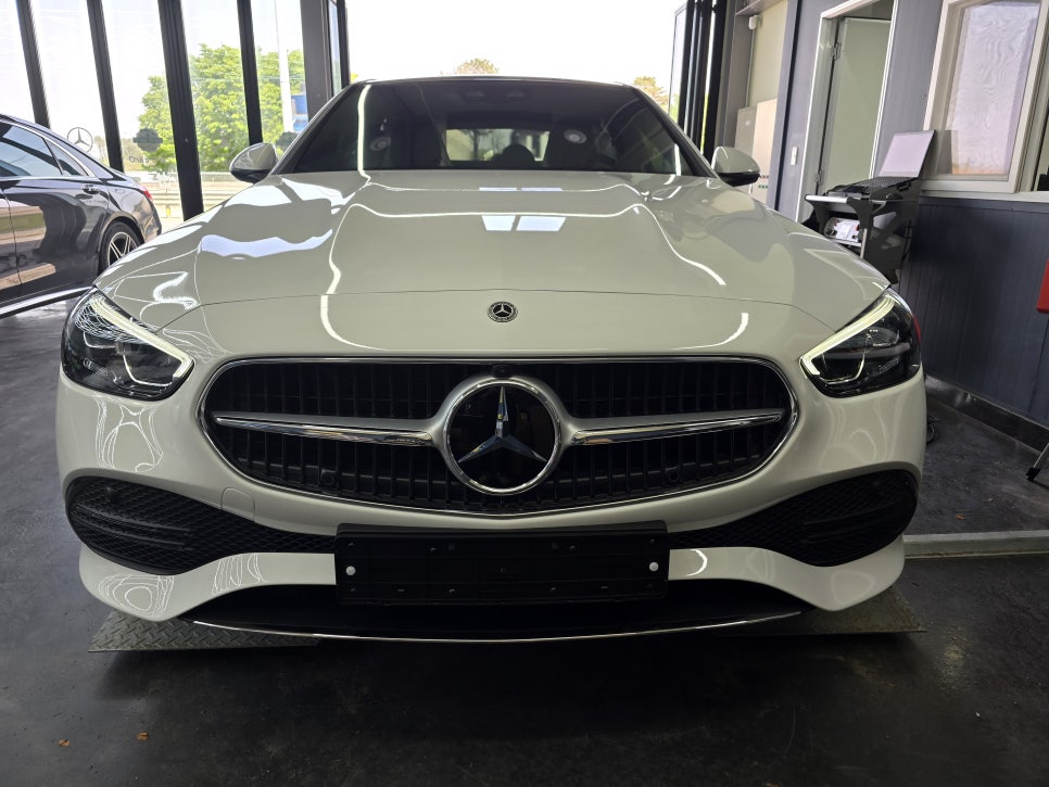 벤츠 w206 c300 - 송풍구엠비언트, 세로 그릴