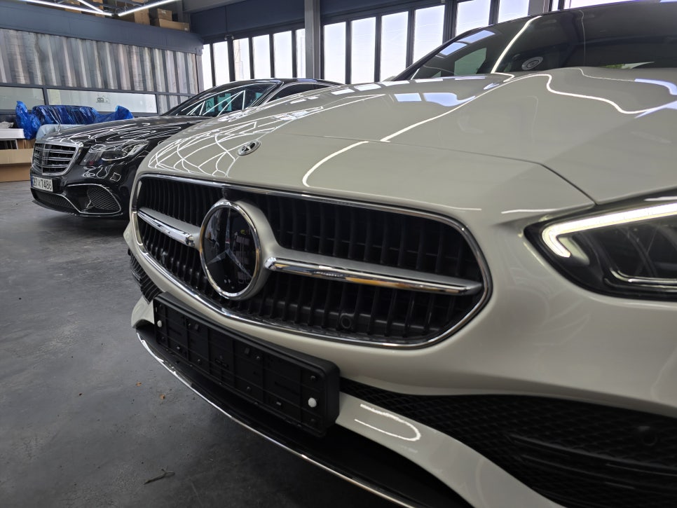 벤츠 w206 c300 - 송풍구엠비언트, 세로 그릴