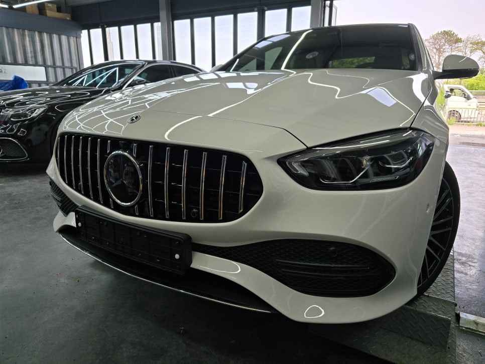 벤츠 w206 c300 - 송풍구엠비언트, 세로 그릴