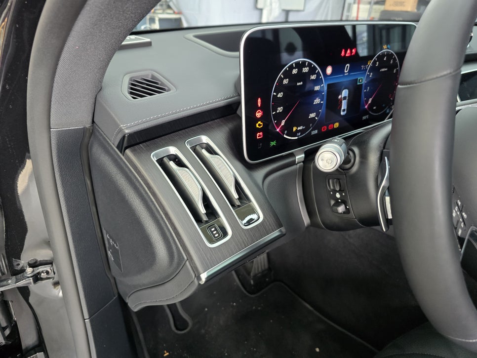벤츠 w223 s450 - 애프터 액티브엠비언트, 천장 부메스터 / 정품 피아노 락커트림 " 환상의 조합 "