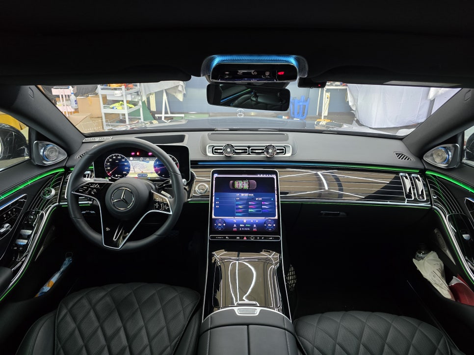 벤츠 w223 s450 - 애프터 액티브엠비언트, 천장 부메스터 / 정품 피아노 락커트림 " 환상의 조합 "