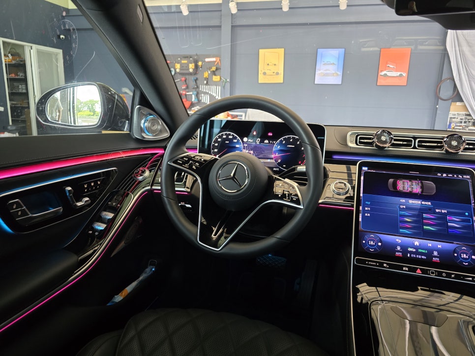 벤츠 w223 s450 - 애프터 액티브엠비언트, 천장 부메스터 / 정품 피아노 락커트림 " 환상의 조합 "