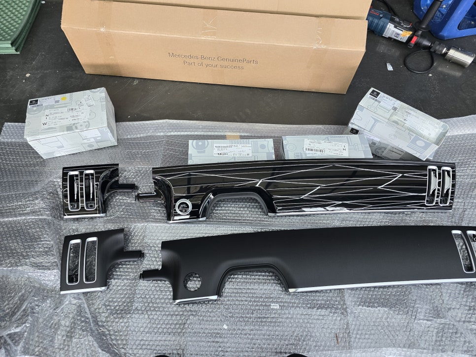 벤츠 w223 s450 - 애프터 액티브엠비언트, 천장 부메스터 / 정품 피아노 락커트림 " 환상의 조합 "