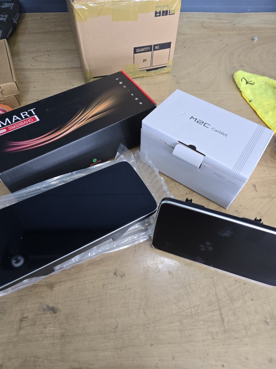 벤츠 w205 C클래스 -12인치 모니터 및 m2c-200a+