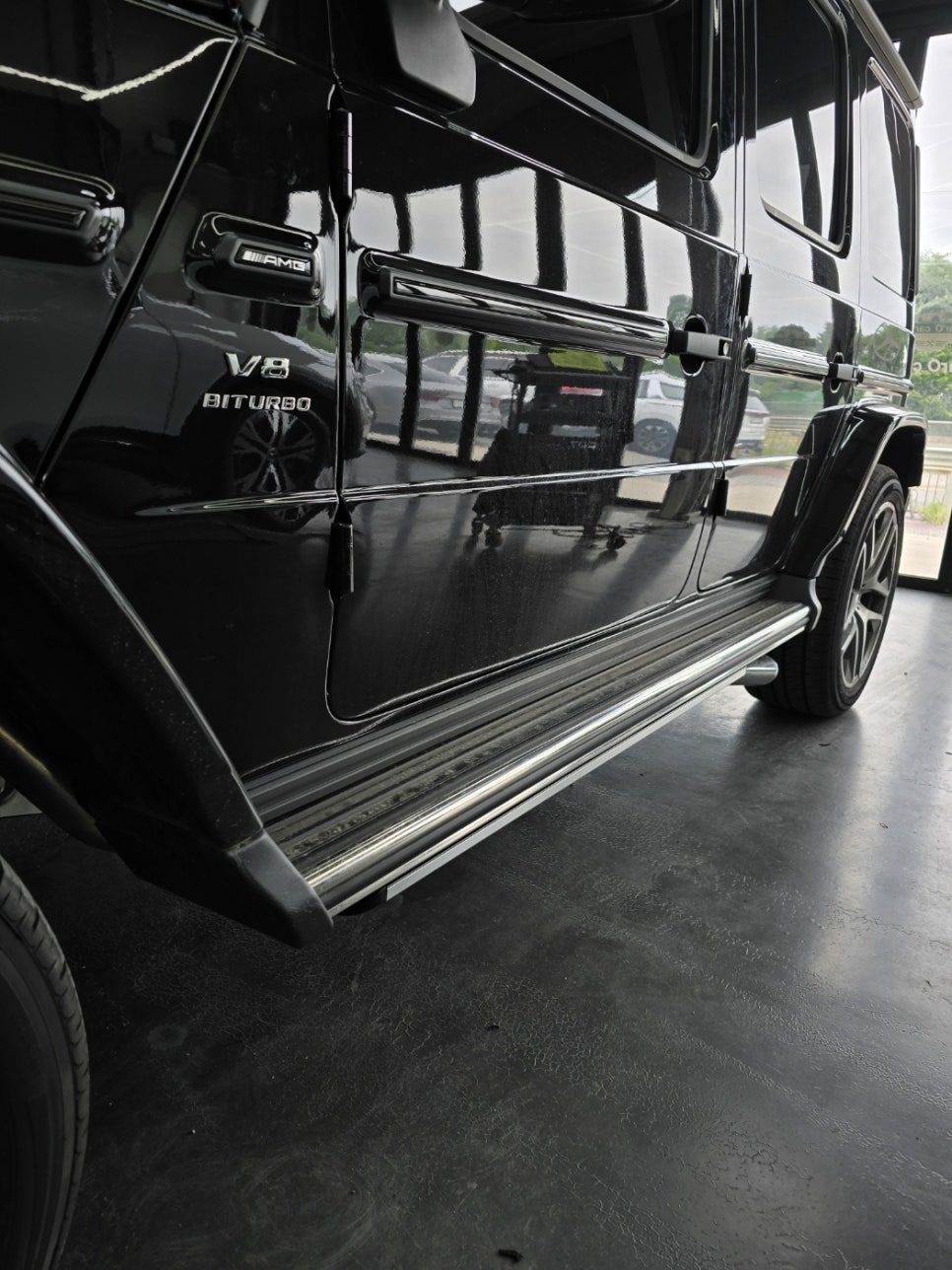 벤츠 g63amg - 전동 사이드 스텝 " 불편한 스텝에서 만족도 높은 전동으로 교체 "