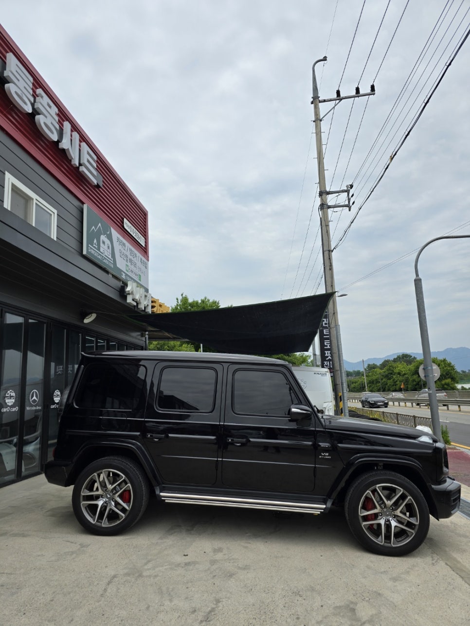 벤츠 g63amg - 전동 사이드 스텝 " 불편한 스텝에서 만족도 높은 전동으로 교체 "