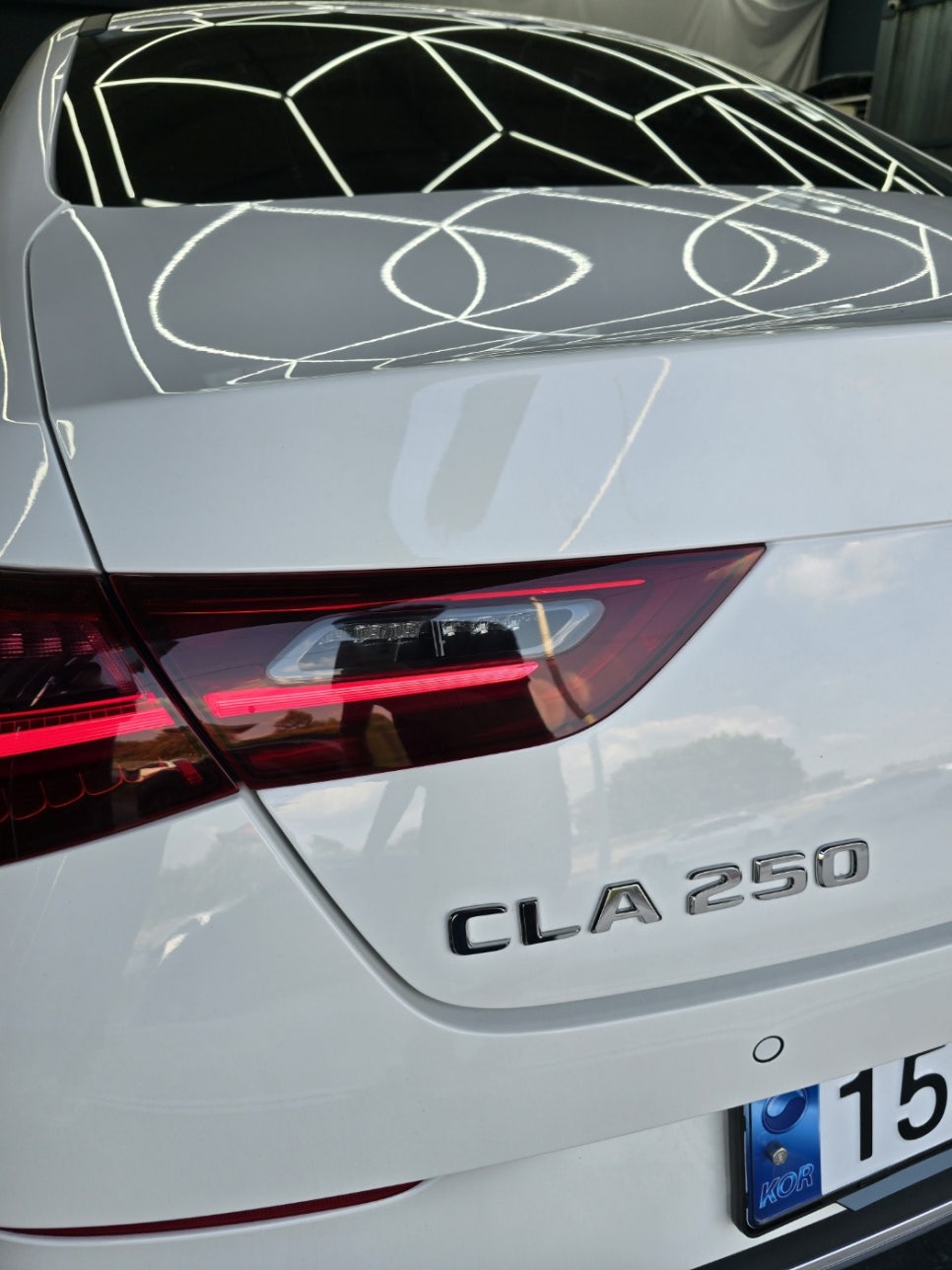 벤츠 cla250 - 통풍 시트, 컬러 안전벨트 포인트!