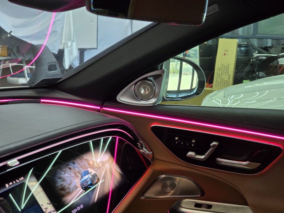 벤츠 레트로핏 광주 ] 벤츠 w214 e300 - 4d부메스터 시공!!