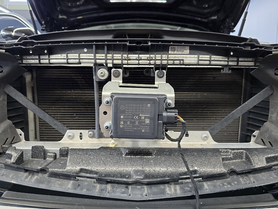벤츠 w213 e220d - 23p(반자율주행) 장착기