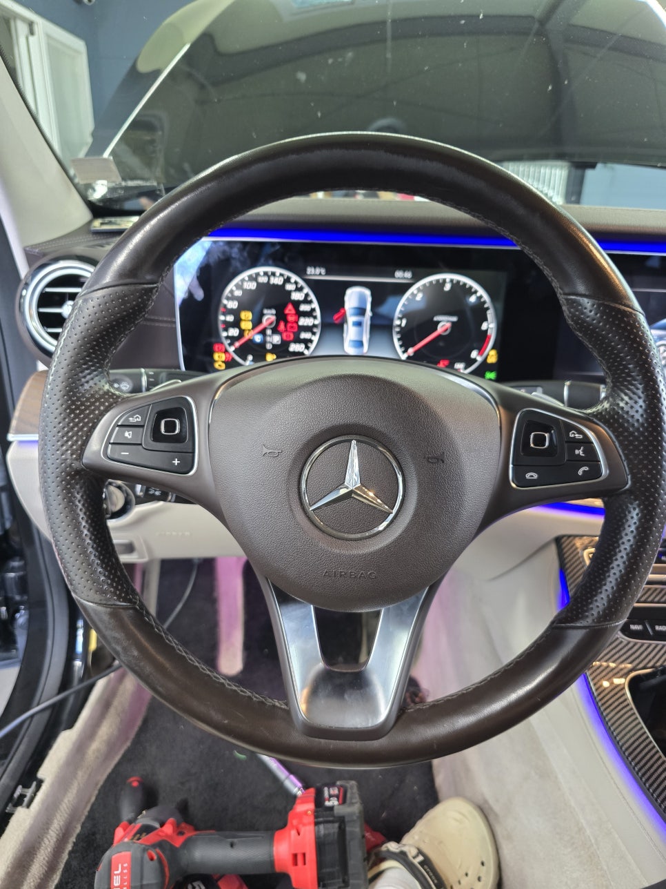 벤츠 w213 e220d - 23p(반자율주행) 장착기