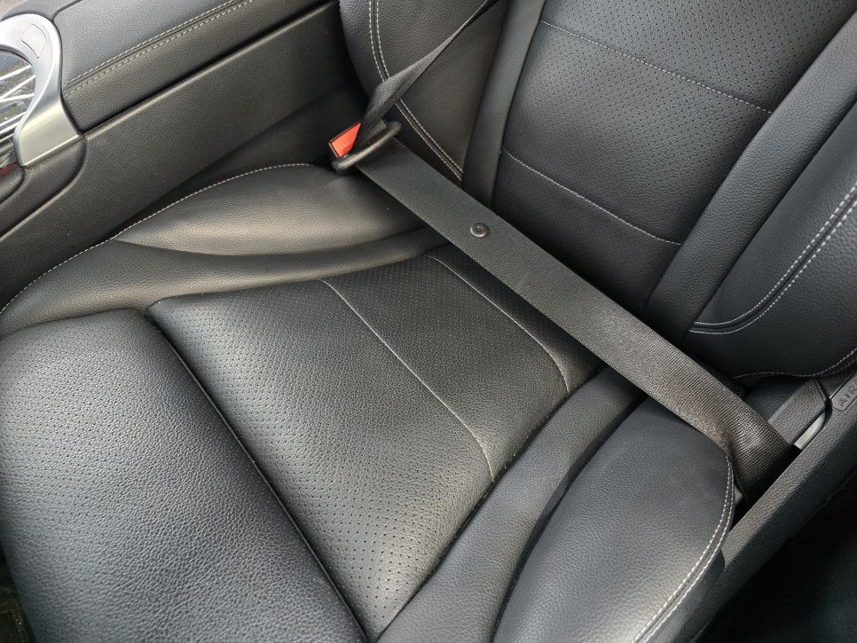 광주 벤츠 통풍시트 ] 벤츠 glc300e - 통풍시트  " 이렇게 덥고 습한데 아직도 통풍시트가 없으시다구요..?!! "