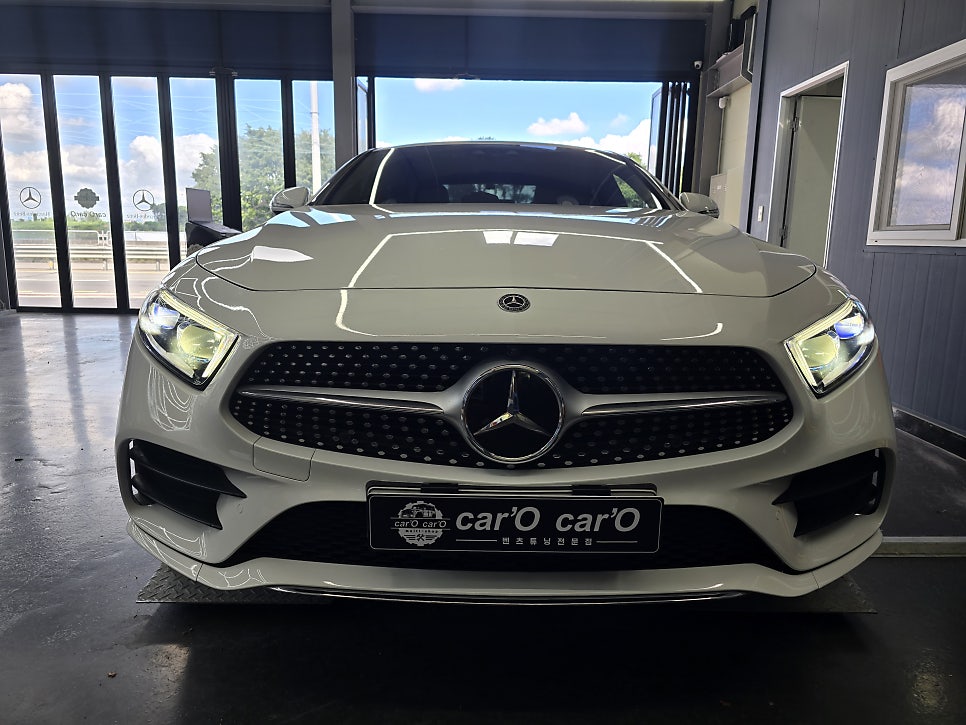 벤츠 cls400d - 세로그릴 " 어라운드보정까지 잡아줘 완벽한 시공이라고 할수 있죠~ "