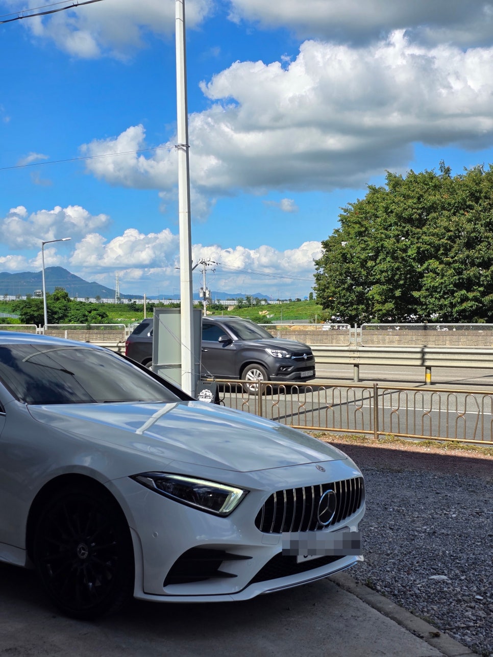 벤츠 cls400d - 세로그릴 " 어라운드보정까지 잡아줘 완벽한 시공이라고 할수 있죠~ "