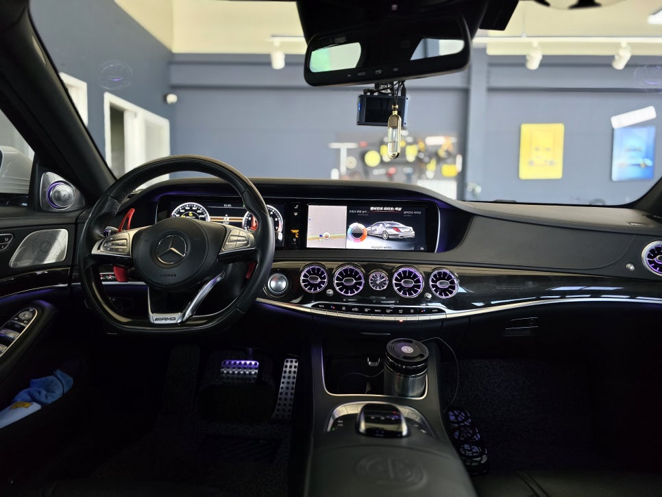 벤츠 63amg - 송풍구 엠비언트 / 타업체 컨버전 후 레이더센서 오류 → 카오카오에서 보정