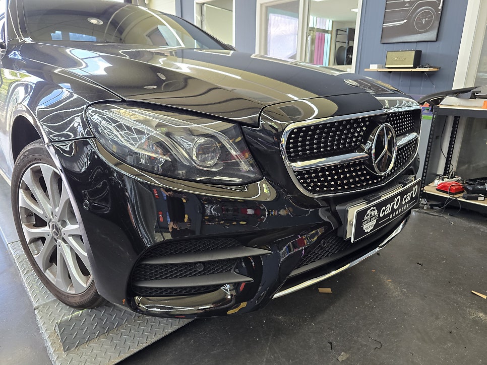 벤츠 w213 익스클루시브 -> AMG line 프론트범퍼 교체