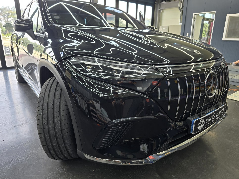 벤츠 eqs suv - 세로 그릴 " 스포티한 매력으로 변신 ! "