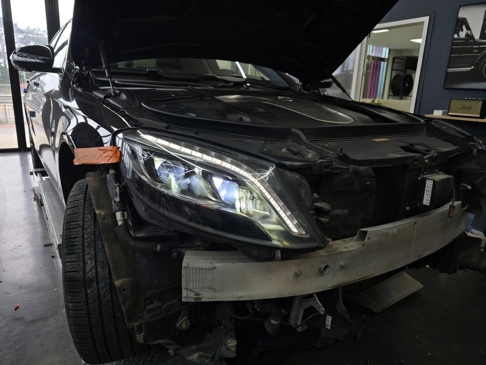 벤츠 w222 s350d - 라이트불량, 서비서센터 대기 3달!! 수리x 카오카오방문