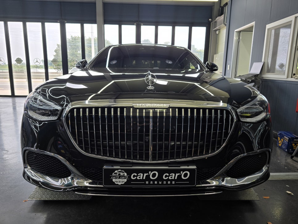 벤츠 w223 S580 마이바흐 - s680 하단크롬 그릴 시공 " 크롬이 주는 고급스러움을 느껴보세요 "