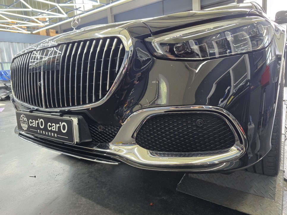 벤츠 w223 S580 마이바흐 - s680 하단크롬 그릴 시공 " 크롬이 주는 고급스러움을 느껴보세요 "