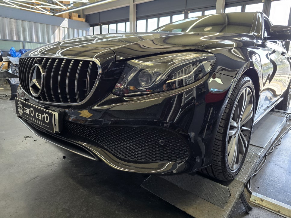 벤츠 e300 아방가르드 - 익스클루시브로 환골탈태