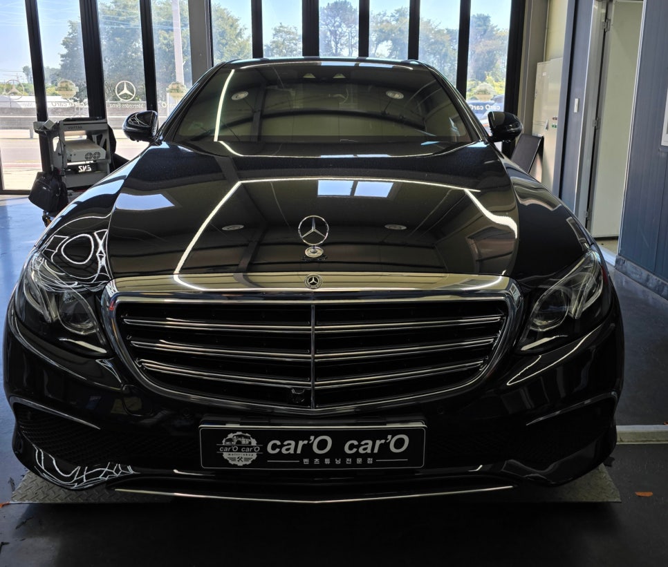 벤츠 e300 아방가르드 - 익스클루시브로 환골탈태