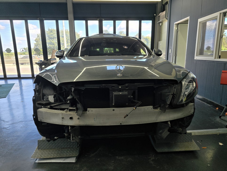 벤츠 W222 s350d - 공업사 협업 요청!!후기형 AMG line 바디킷 시공!