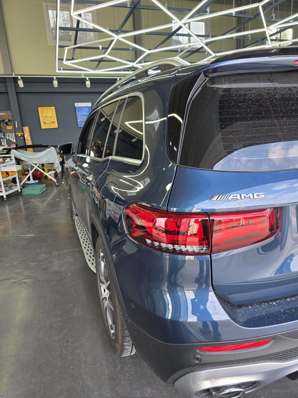 벤츠 glb35amg - 사이드 스텝 " 패밀리카로 이용중이시라면 무조건 해야 합니다 !! "