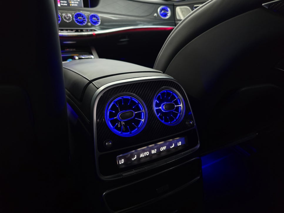 광주 벤츠 엠비언트 맛집 ] 벤츠 S63amg - 송풍구 엠비언트 & 3d 부메스터 콤비