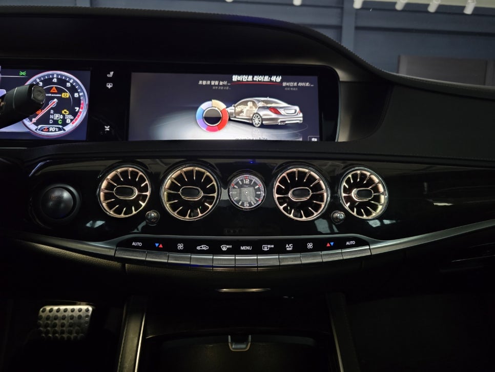 벤츠 엠비언트는 광주 카오카오 ] 벤츠S63amg - 송풍구 엠비언트, 도어스팟