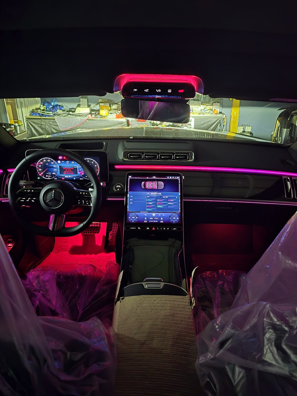 벤츠 w223 s500 - 액티브 엠비언트!! " 컬러감 가득한 드라이빙을 위한 선택 !! "