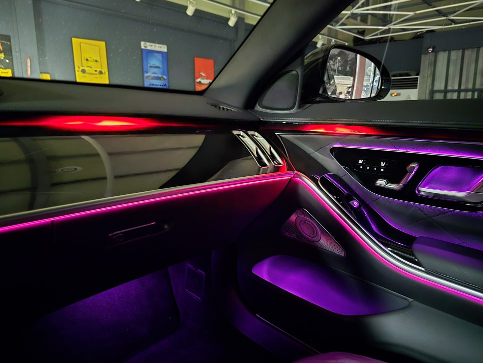 벤츠 w223 s500 - 액티브 엠비언트!! " 컬러감 가득한 드라이빙을 위한 선택 !! "
